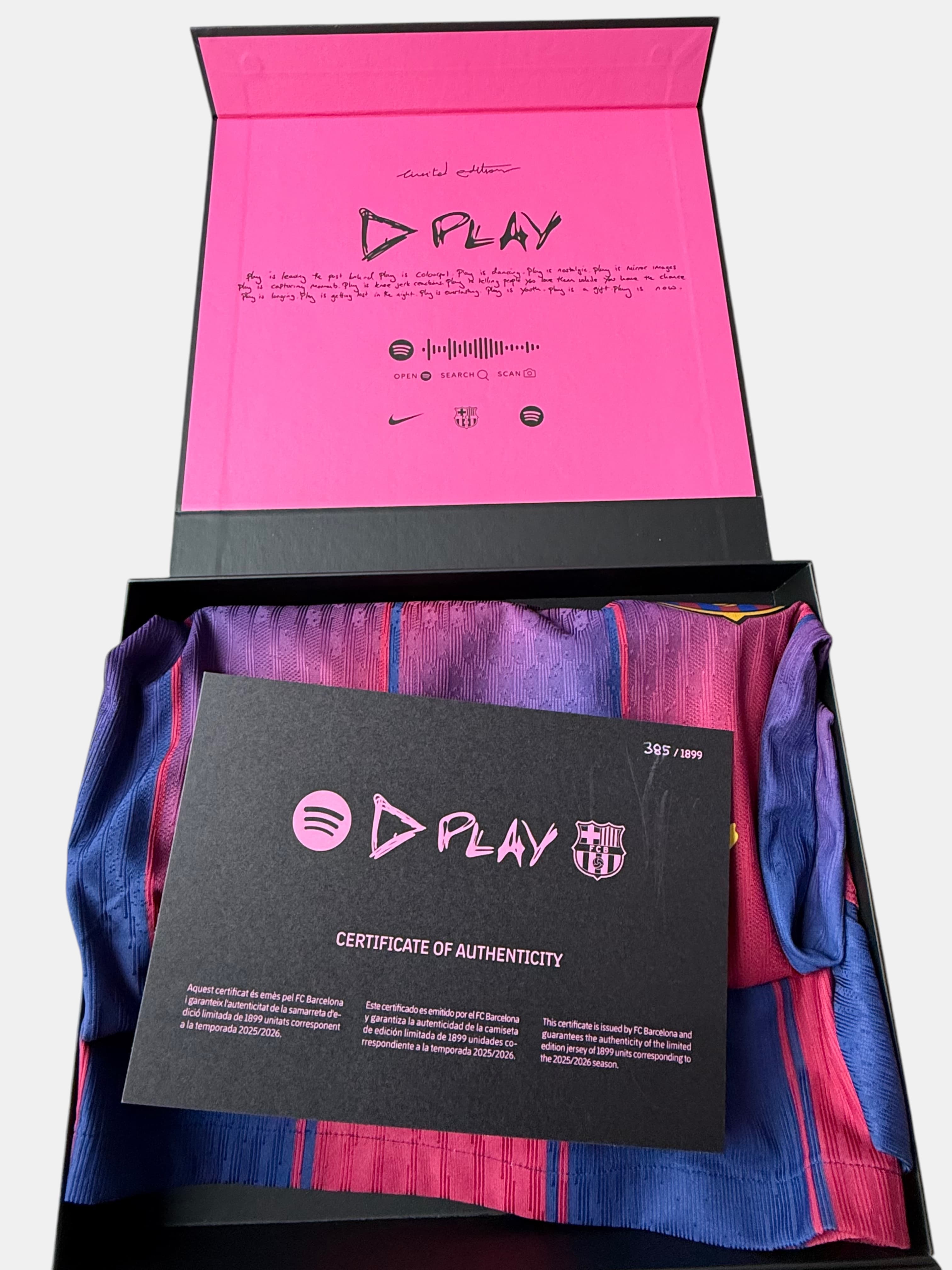 FC Barcelona - Ronald Araujo Signed Match Issue Shirt - photo 5