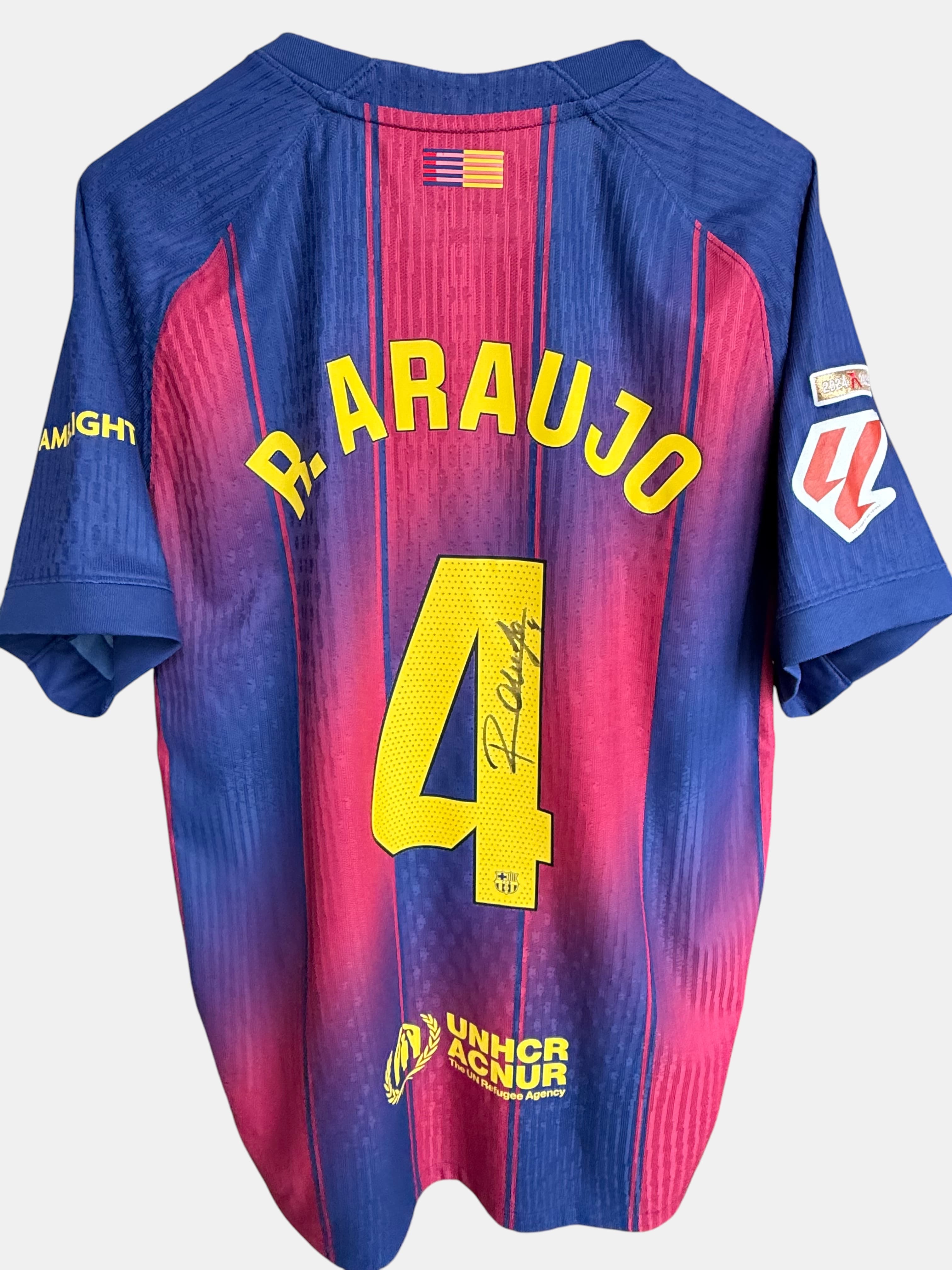 FC Barcelona - Ronald Araujo Signed Match Issue Shirt - photo 1
