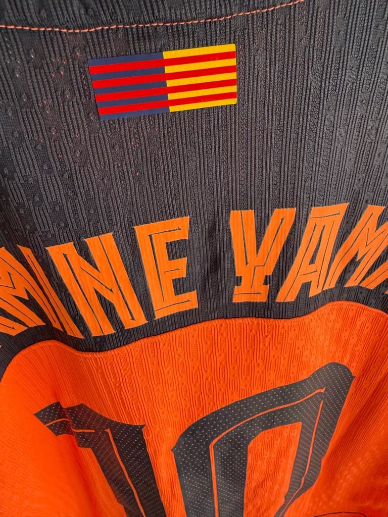 LAMINE YAMAL name detail on match-issued shirt