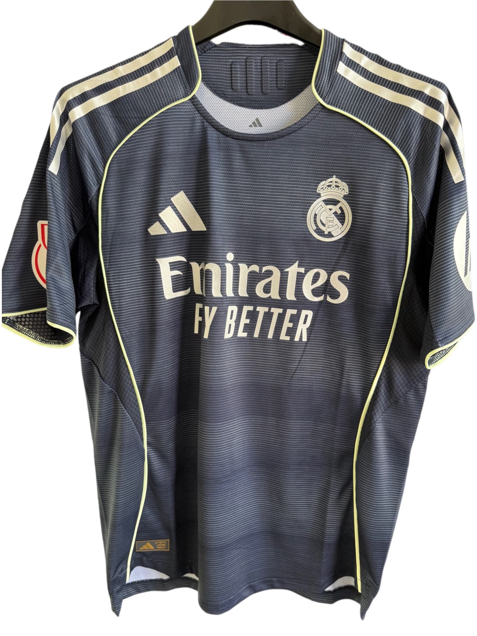 Vinicius Jr Match-Issued Shirt Copa del Rey Match Talavera vs Real Madrid - photo 2
