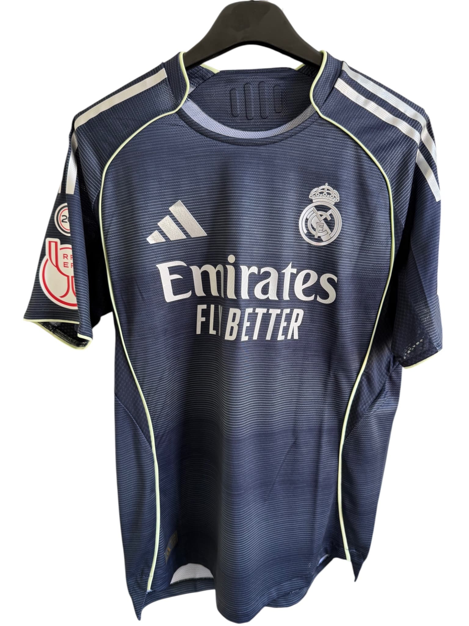 Rodrygo Signed Match-Issued Shirt Copa del Rey Match Talavera vs Real Madrid - photo 2